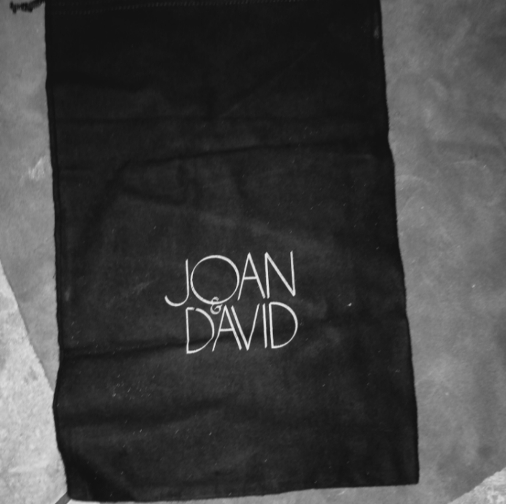 Joan & David size 8 1/2 M heeled loafers - Picture 7 of 7